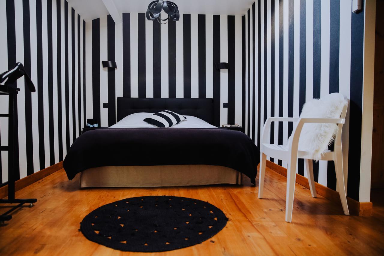 La Maison Bleue Villereal Bagian luar foto