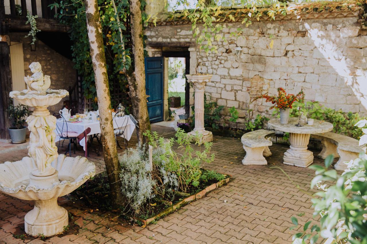 La Maison Bleue Villereal Bagian luar foto