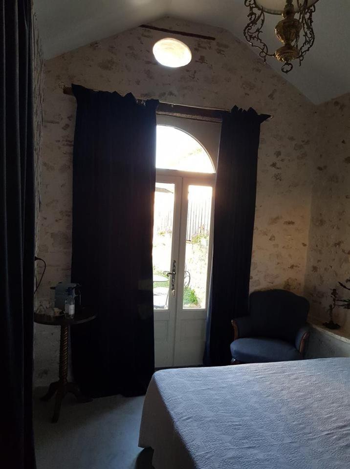La Maison Bleue Villereal Bagian luar foto